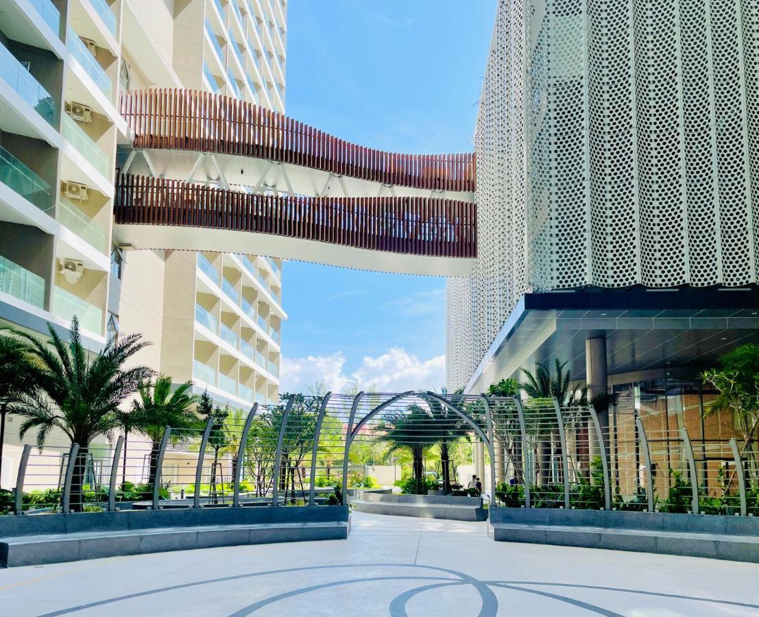 Lux Condotel - The Song Vung Tau Exterior photo