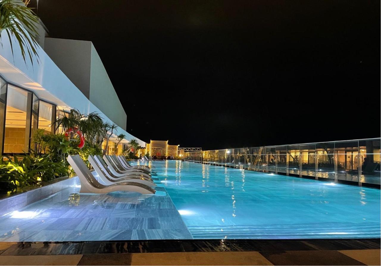 Lux Condotel - The Song Vung Tau Exterior photo