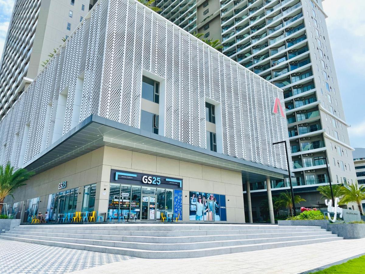 Lux Condotel - The Song Vung Tau Exterior photo